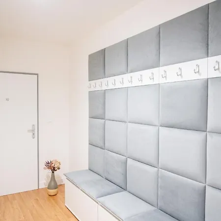 アパート Location 2-bedroom *